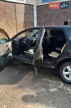 Позашляховик / Кросовер Nissan Qashqai 2007 в 