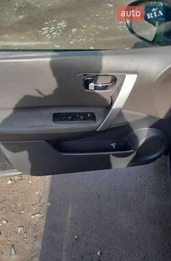 Позашляховик / Кросовер Nissan Qashqai 2007 в 