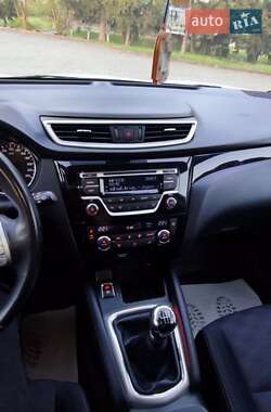Позашляховик / Кросовер Nissan Qashqai 2014 в 