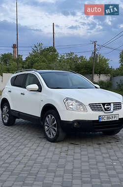 Позашляховик / Кросовер Nissan Qashqai 2010 в Івано-Франківську