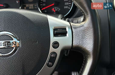 Позашляховик / Кросовер Nissan Qashqai 2011 в 