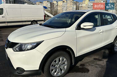 Позашляховик / Кросовер Nissan Qashqai 2017 в 