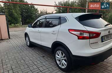Внедорожник / Кроссовер Nissan Qashqai 2017 в Першотравенске