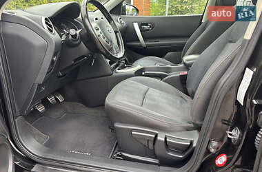 Внедорожник / Кроссовер Nissan Qashqai 2011 в 