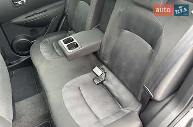 Внедорожник / Кроссовер Nissan Qashqai 2011 в 