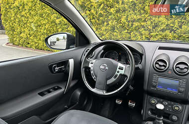 Внедорожник / Кроссовер Nissan Qashqai 2011 в 