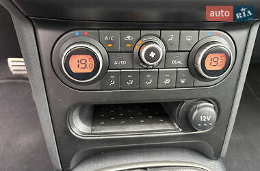 Внедорожник / Кроссовер Nissan Qashqai 2011 в 