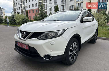 Позашляховик / Кросовер Nissan Qashqai 2014 в Рівному