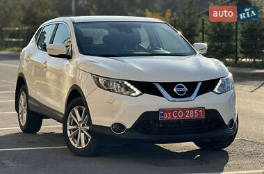 Внедорожник / Кроссовер Nissan Qashqai 2014 в 