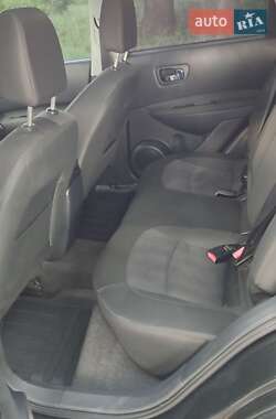 Внедорожник / Кроссовер Nissan Qashqai 2012 в 