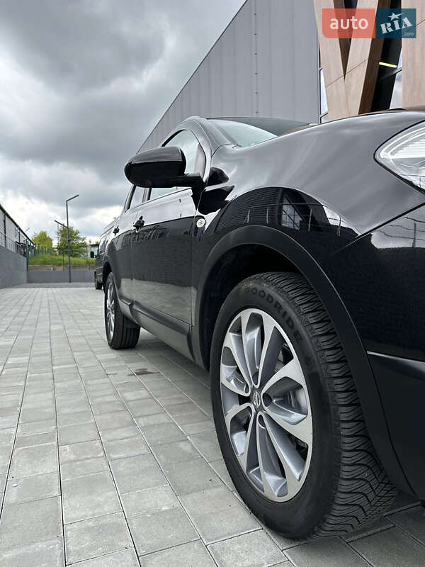 Внедорожник / Кроссовер Nissan Qashqai 2013 в Луцке
