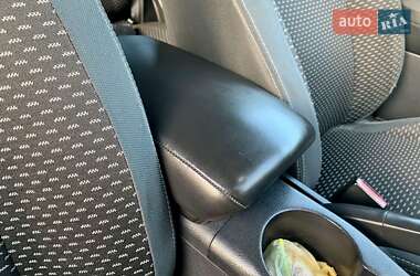 Позашляховик / Кросовер Nissan Qashqai 2010 в 