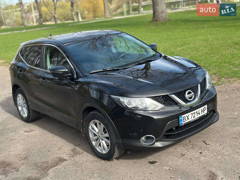 Внедорожник / Кроссовер Nissan Qashqai 2015 в Теофиполе