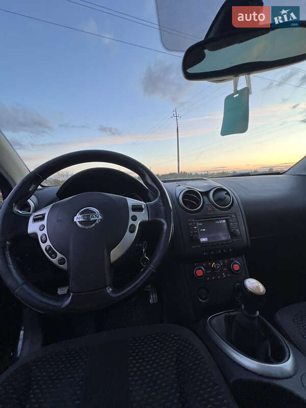 Внедорожник / Кроссовер Nissan Qashqai 2009 в Камне-Каширском