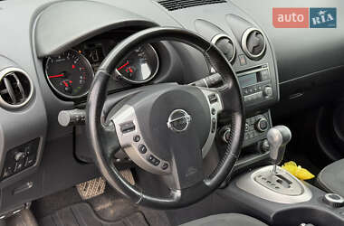 Позашляховик / Кросовер Nissan Qashqai 2011 в 