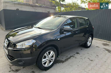 Позашляховик / Кросовер Nissan Qashqai 2011 в 