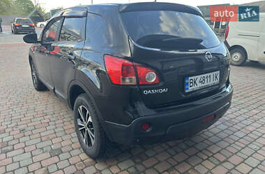 Внедорожник / Кроссовер Nissan Qashqai 2009 в 