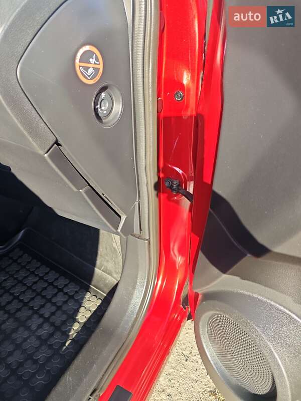 Внедорожник / Кроссовер Nissan Qashqai 2013 в Рокитном