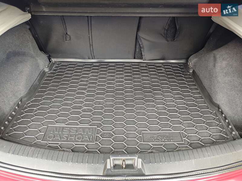 Внедорожник / Кроссовер Nissan Qashqai 2013 в Рокитном