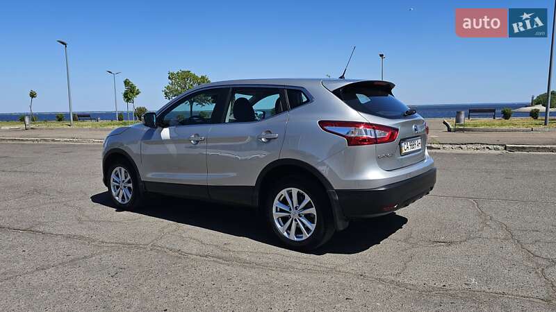 Позашляховик / Кросовер Nissan Qashqai 2014 в Черкасах фото 5 Позашляховик / Кросовер Nissan Qashqai 2014 в Черкасах