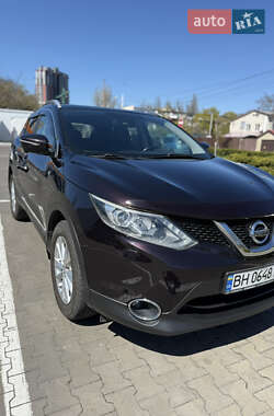 Позашляховик / Кросовер Nissan Qashqai 2014 в 