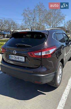 Позашляховик / Кросовер Nissan Qashqai 2014 в 