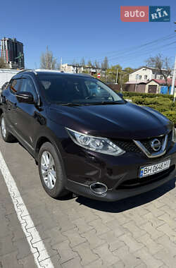 Позашляховик / Кросовер Nissan Qashqai 2014 в 