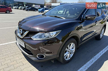 Позашляховик / Кросовер Nissan Qashqai 2014 в 