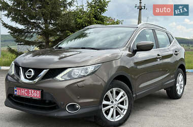 Внедорожник / Кроссовер Nissan Qashqai 2015 в Радивилове