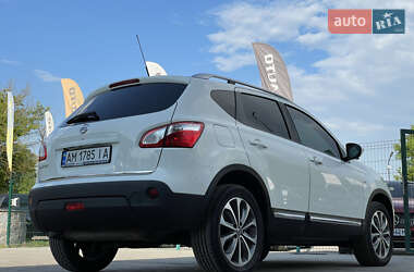 Внедорожник / Кроссовер Nissan Qashqai 2012 в 