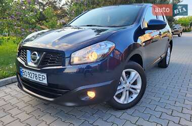 Внедорожник / Кроссовер Nissan Qashqai 2011 в Хмельницком