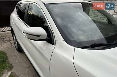 Позашляховик / Кросовер Nissan Qashqai 2018 в 
