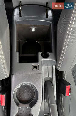 Внедорожник / Кроссовер Nissan Qashqai 2011 в 