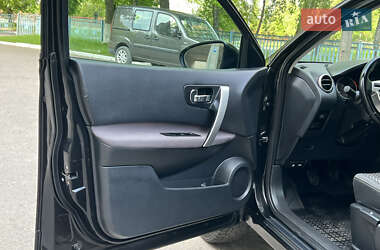 Внедорожник / Кроссовер Nissan Qashqai 2010 в 