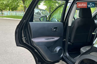 Внедорожник / Кроссовер Nissan Qashqai 2010 в 