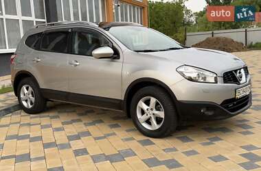 Позашляховик / Кросовер Nissan Qashqai 2011 в 