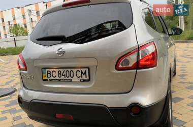Позашляховик / Кросовер Nissan Qashqai 2011 в 