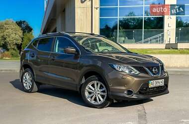 Позашляховик / Кросовер Nissan Qashqai 2014 в 