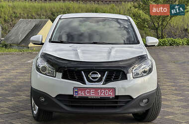 Позашляховик / Кросовер Nissan Qashqai 2013 в 