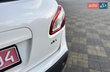 Позашляховик / Кросовер Nissan Qashqai 2013 в 