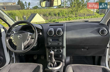 Позашляховик / Кросовер Nissan Qashqai 2013 в 