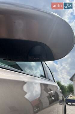 Внедорожник / Кроссовер Nissan Qashqai 2012 в 