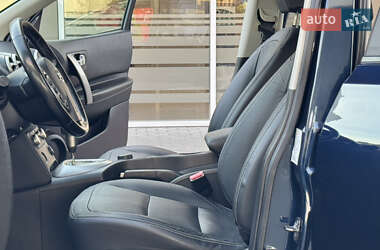 Позашляховик / Кросовер Nissan Qashqai 2010 в 