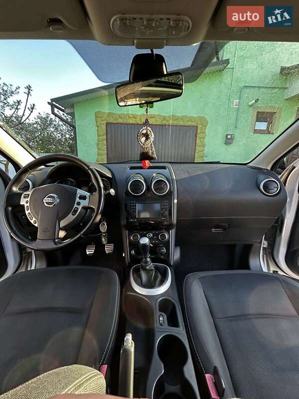 Внедорожник / Кроссовер Nissan Qashqai 2011 в Ивано-Франковске