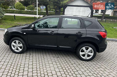 Внедорожник / Кроссовер Nissan Qashqai 2009 в 