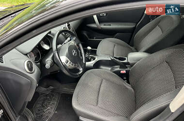 Внедорожник / Кроссовер Nissan Qashqai 2009 в 