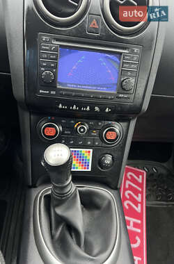 Внедорожник / Кроссовер Nissan Qashqai 2009 в 