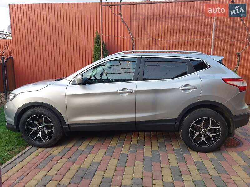 Позашляховик / Кросовер Nissan Qashqai 2014 в Мукачевому