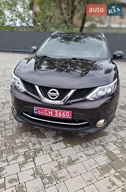 Позашляховик / Кросовер Nissan Qashqai 2014 в Львові