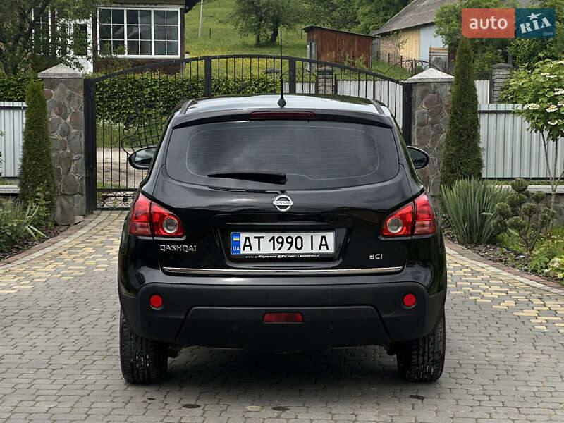 Позашляховик / Кросовер Nissan Qashqai 2010 в Коломиї